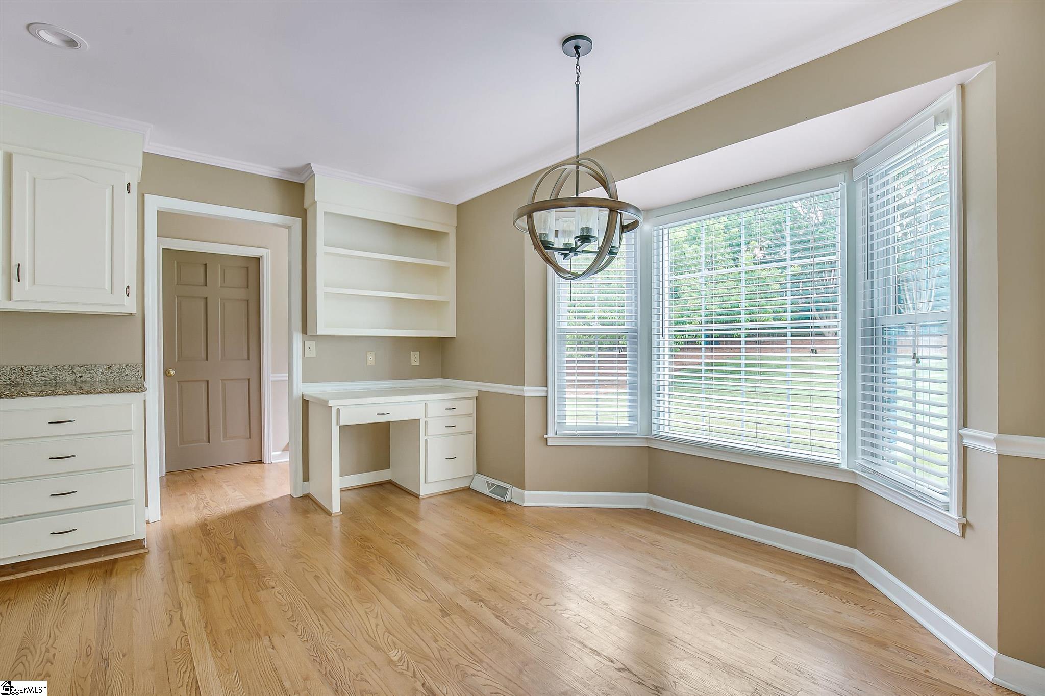 406 Sugar Mill Road Greer, SC 29650 - Photo 10 of 36 Gallery Image 10