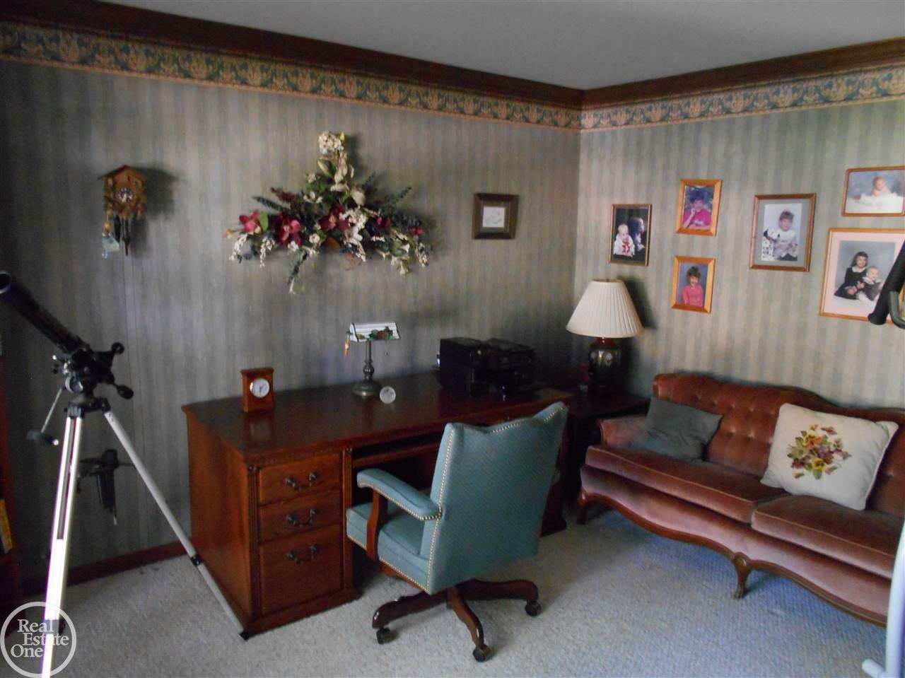 736 Stanford Circle Rochester Hills, MI 48309 - Photo 19 of 41