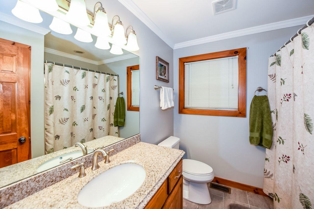 209 Cutter Gap Road Townsend, TN 37882 - Photo 22 of 30 Bath