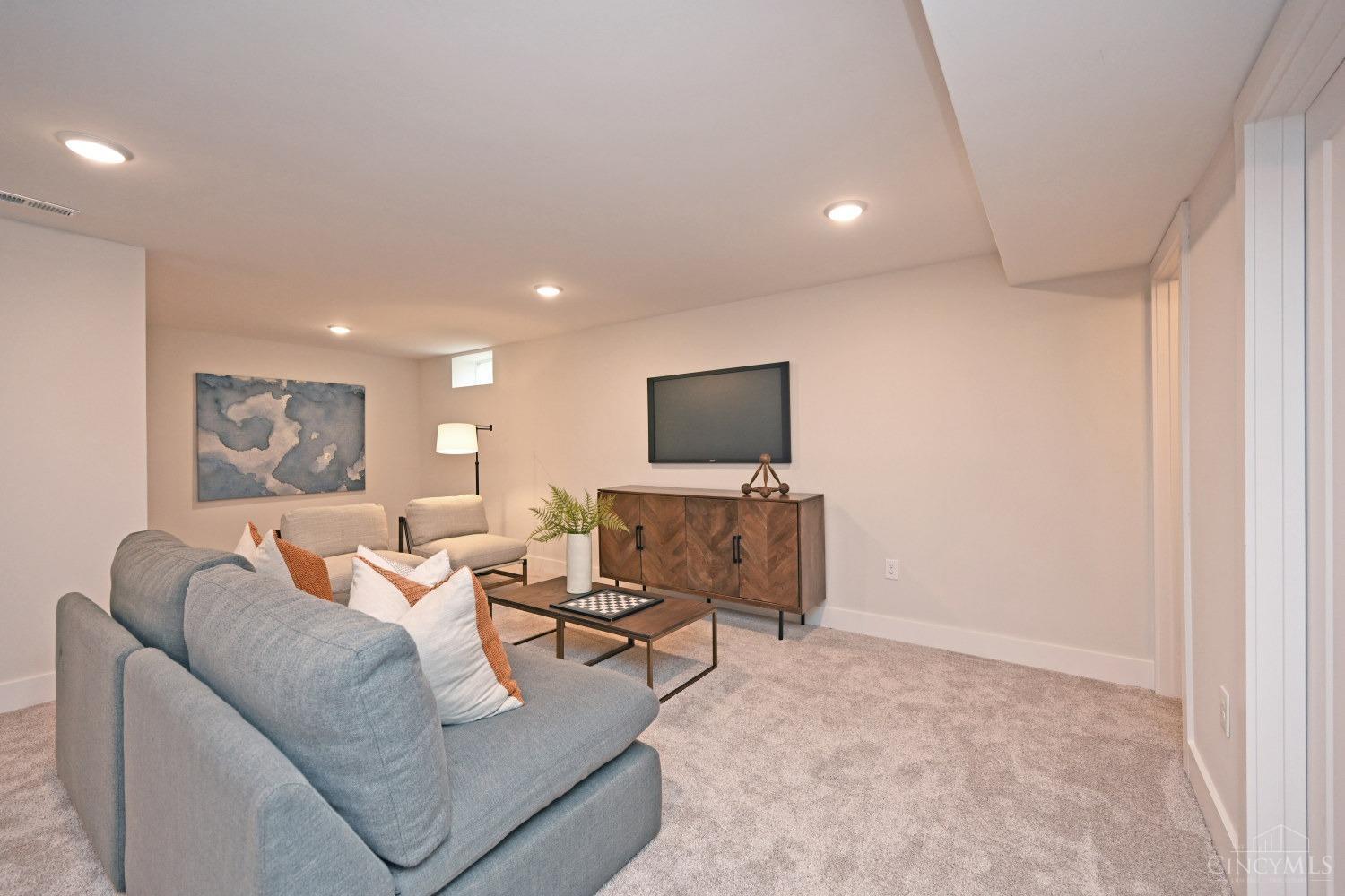 11691 Seven Gables Road Cincinnati, OH 45249 - Photo 39 of 51 Gallery Image 39
