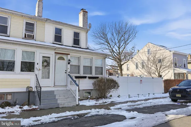 $245,000 | 921 Lyndale Avenue, Trenton, NJ 08629