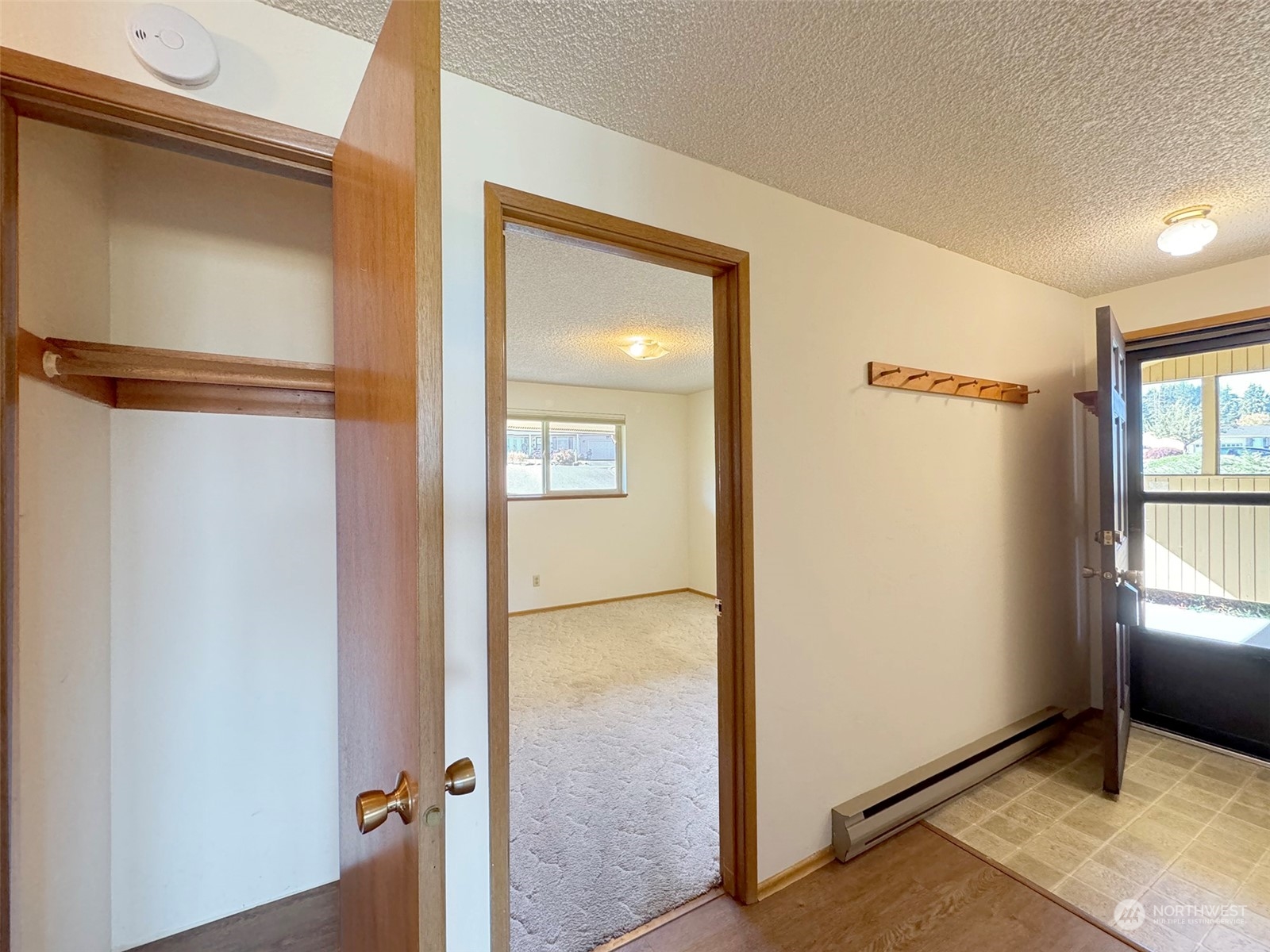 1301 South 3rd Avenue, Unit 3D Sequim, WA 98382 - Photo 14 of 40