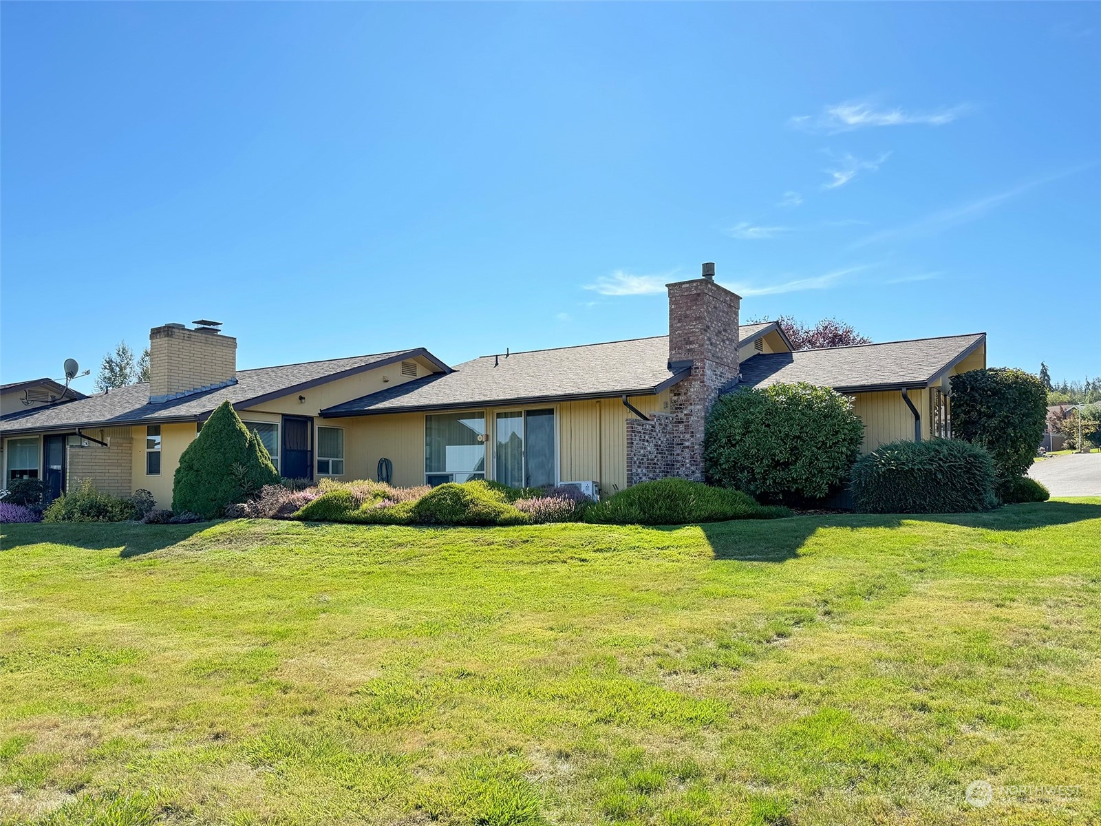 1301 South 3rd Avenue, Unit 3D Sequim, WA 98382 - Photo 2 of 40