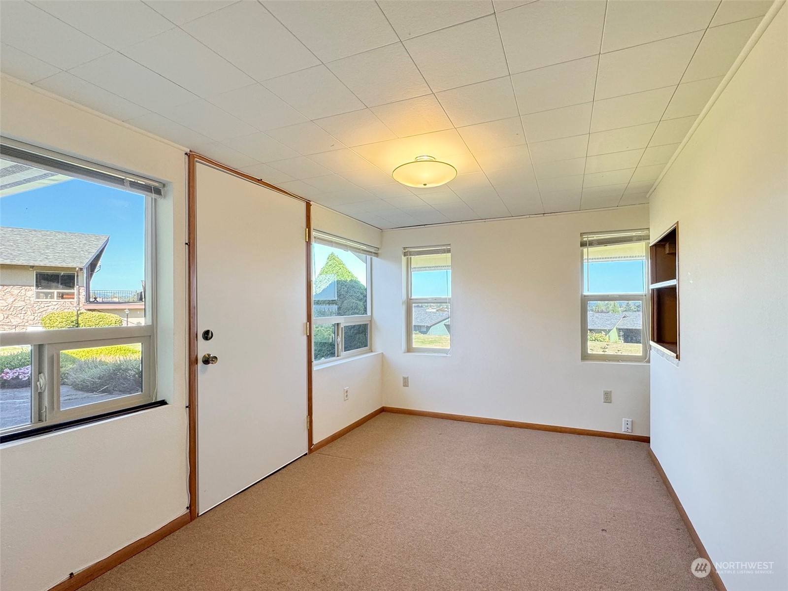 1301 South 3rd Avenue, Unit 3D Sequim, WA 98382 - Photo 26 of 40