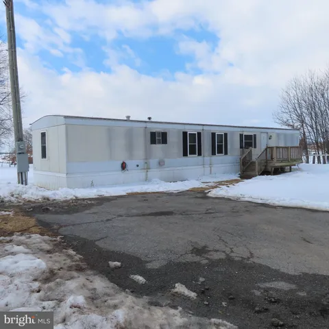 $1,100 | 5687 2nd Street, Chambersburg, PA 17202