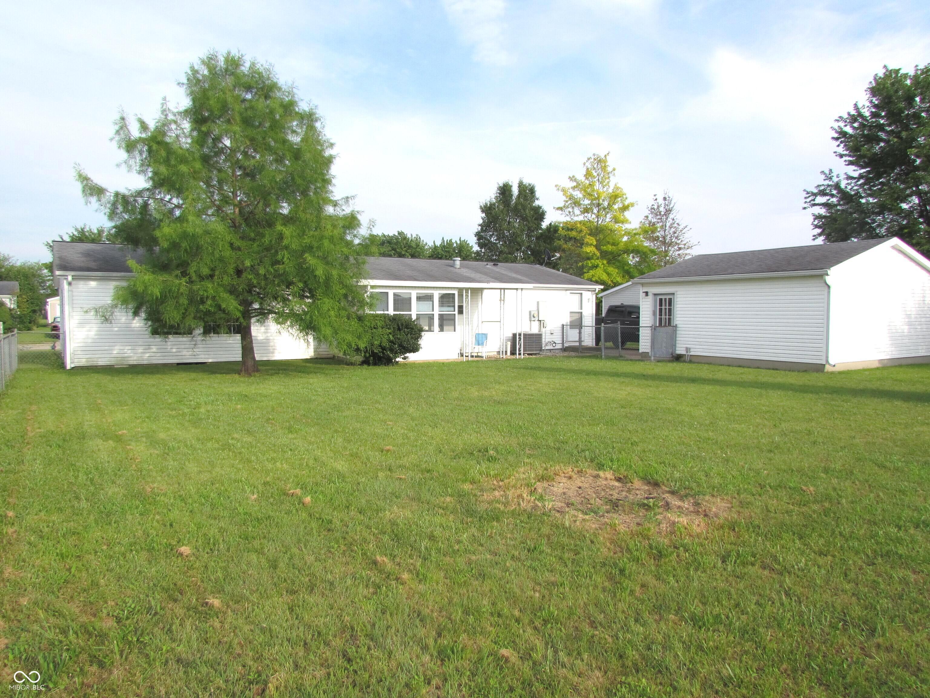 4672 Autumn Ridge Drive Columbus, IN 47203 - Photo 23 of 25 Gallery Image 23