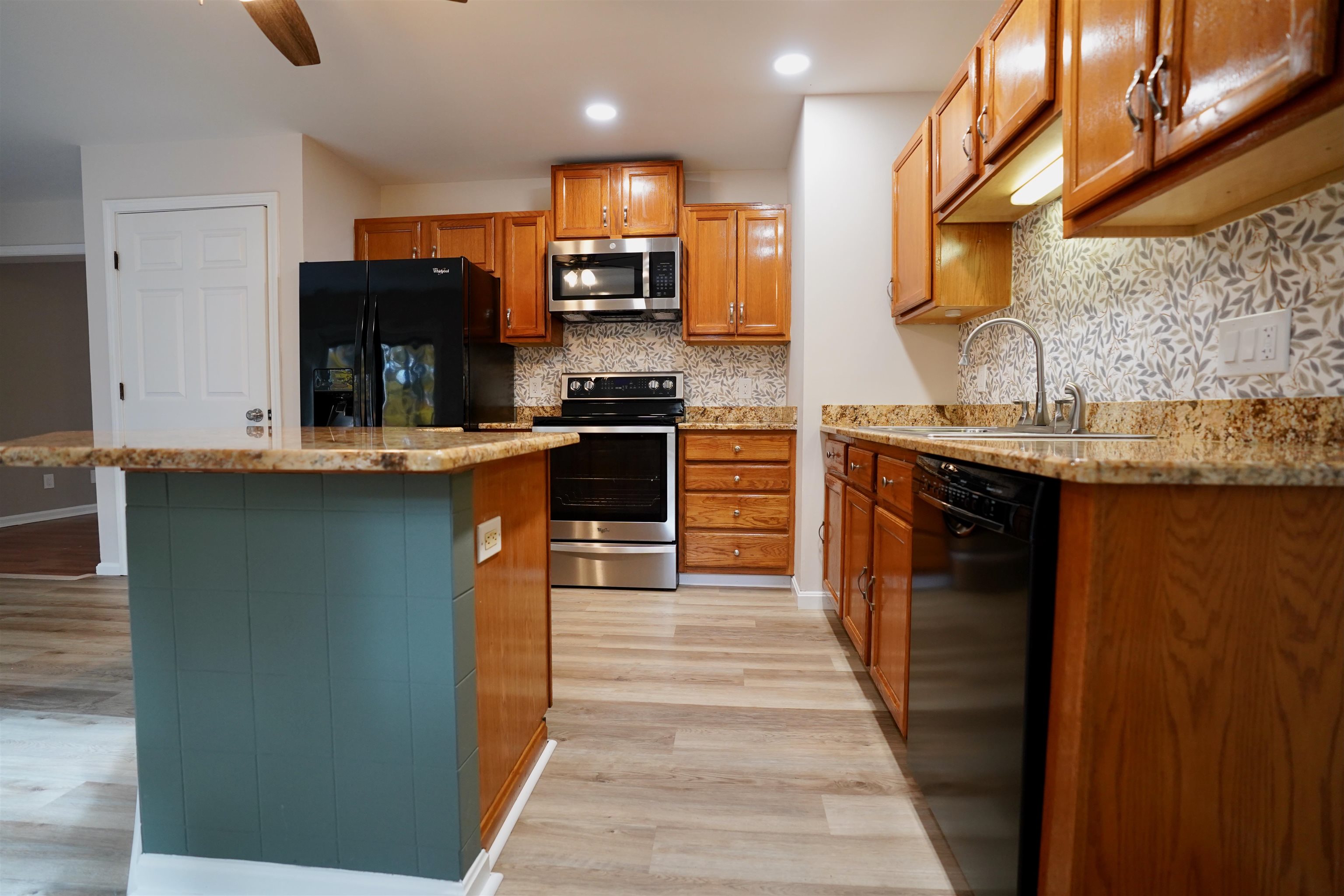 46 N Road Gilmanton, NH 03837 - Photo 5 of 41