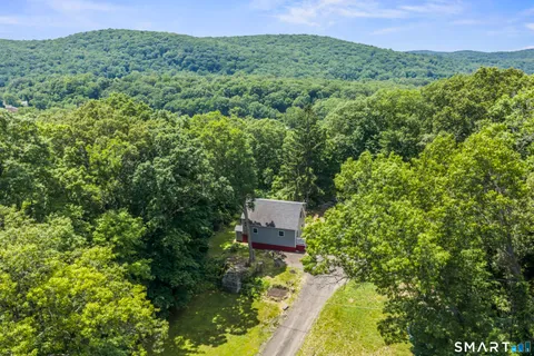 $425,000 | 143 Nashville Road, Bethel, CT 06801