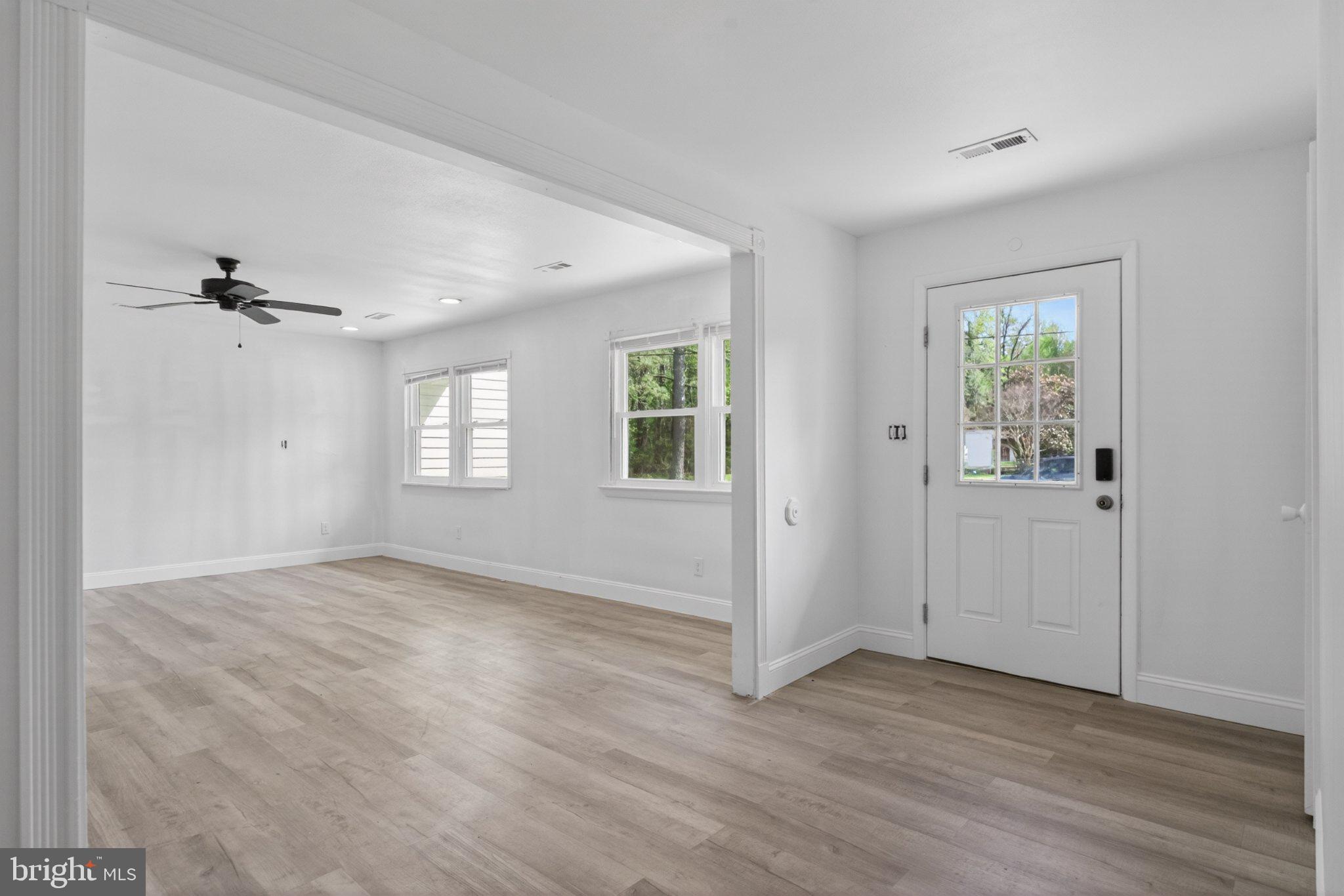 45278 Cove Manor Road California, MD 20619 - Photo 8 of 26 Bright and airy entryway awaits you.