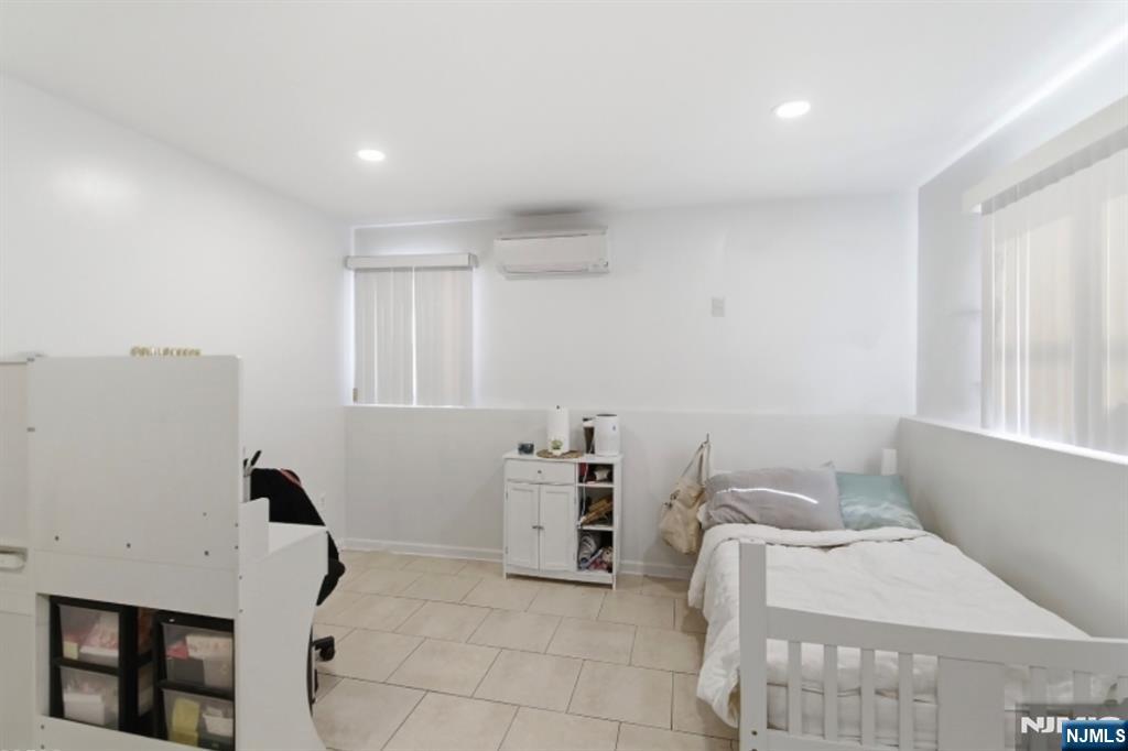 433 Chase, Unit G Lyndhurst, NJ 07071 - Photo 5 of 8