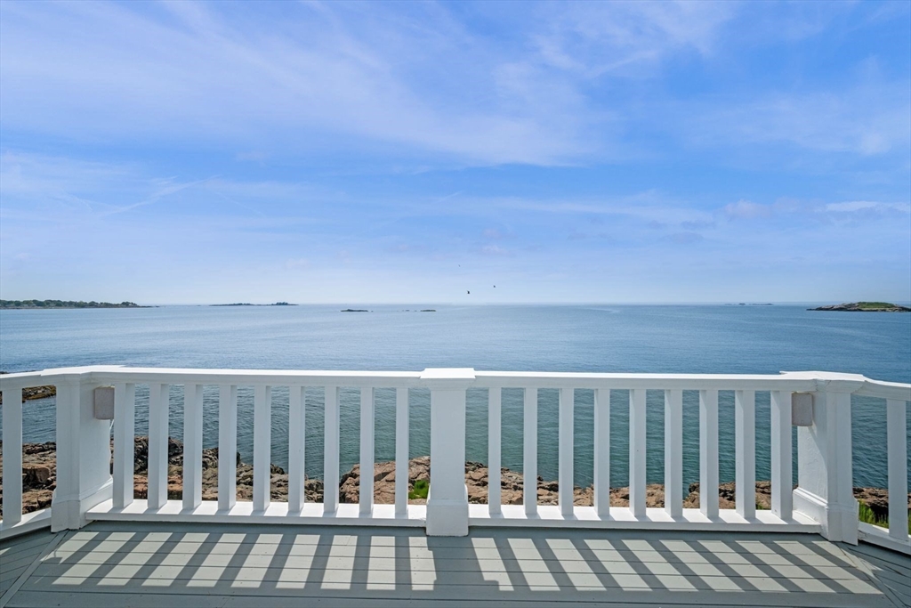 16 Coolidge Road Marblehead, MA 01945 - Photo 9 of 41