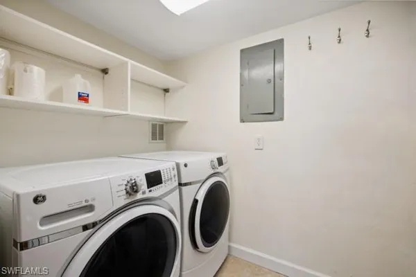 $10,000 | 3000 Gulf Shore Boulevard North, Unit 207, Naples, FL 34103