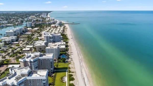 $10,000 | 3000 Gulf Shore Boulevard North, Unit 207, Naples, FL 34103