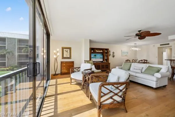 $10,000 | 3000 Gulf Shore Boulevard North, Unit 207, Naples, FL 34103