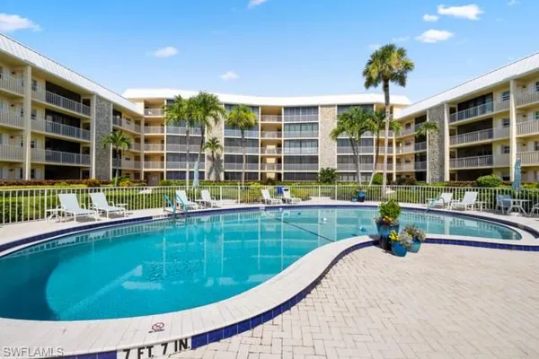 $10,000 | 3000 Gulf Shore Boulevard North, Unit 207, Naples, FL 34103