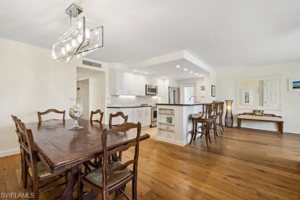 $10,000 | 3000 Gulf Shore Boulevard North, Unit 207, Naples, FL 34103