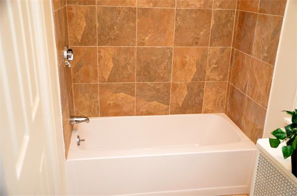 20 Riverina Road Andover, MA 01810 - Photo 17 of 29 Gallery Image 17