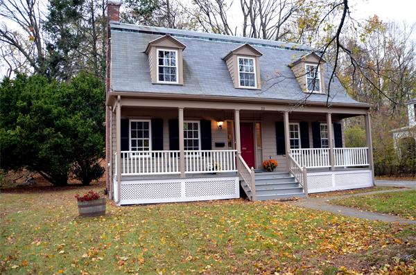 20 Riverina Road Andover, MA 01810 - Photo 2 of 29 Gallery Image 2