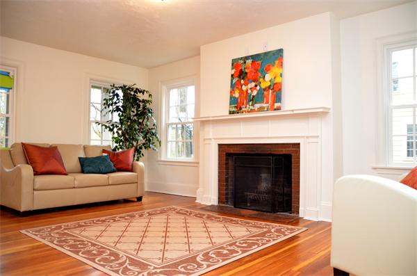 20 Riverina Road Andover, MA 01810 - Photo 8 of 29 Gallery Image 8