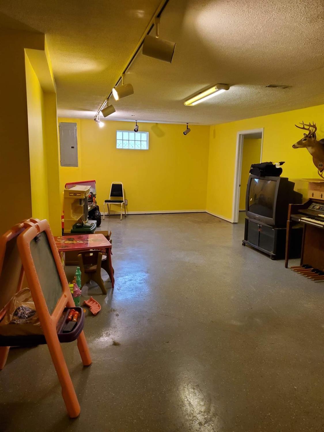 3765 Merwin 10 Mile Road Cincinnati, OH 45245 - Photo 24 of 25 Gallery Image 24