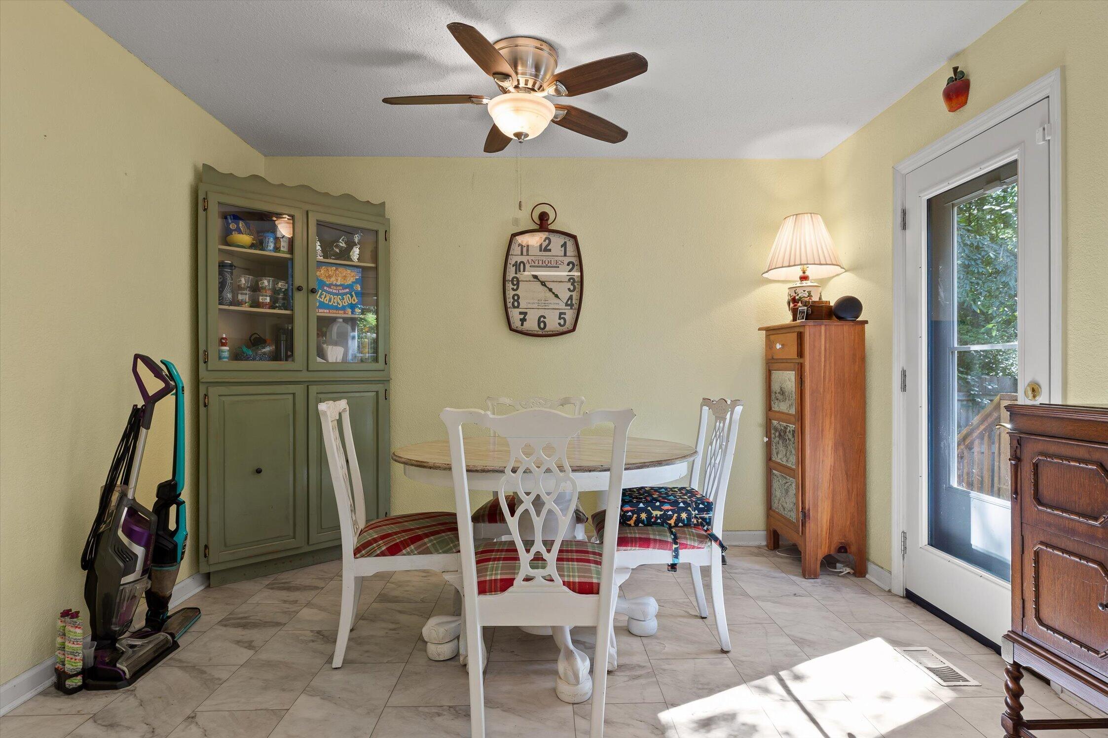 414 Northmont Road Hixson, TN 37343 - Photo 9 of 22 09-414 Nothmont Rd-8