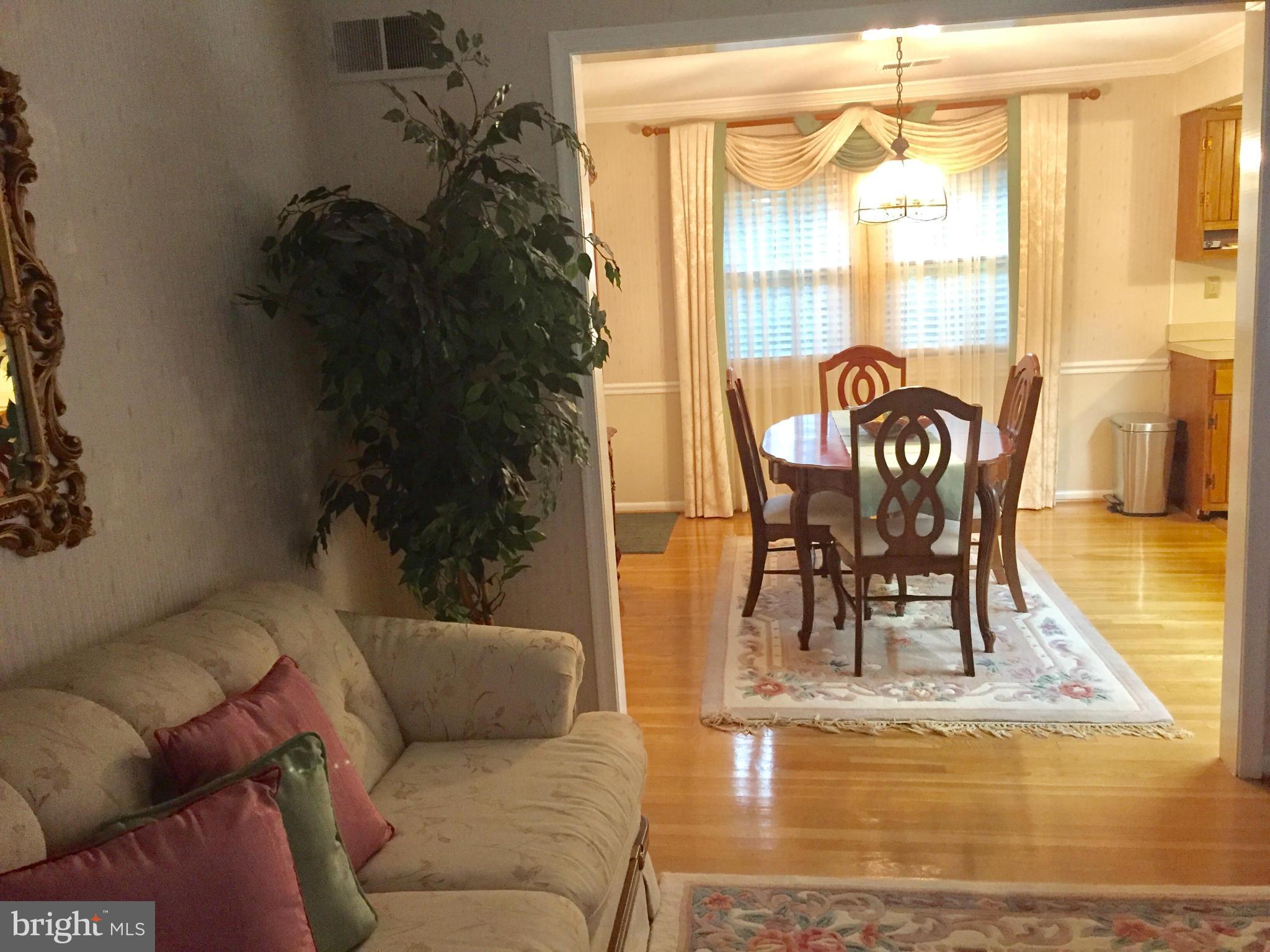 3120 Castleleigh Road Silver Spring, MD 20904 - Photo 4 of 30 Interior (General)