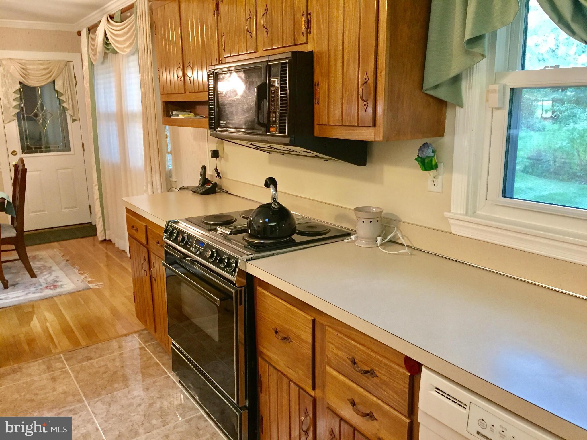 3120 Castleleigh Road Silver Spring, MD 20904 - Photo 6 of 30 Kitchen