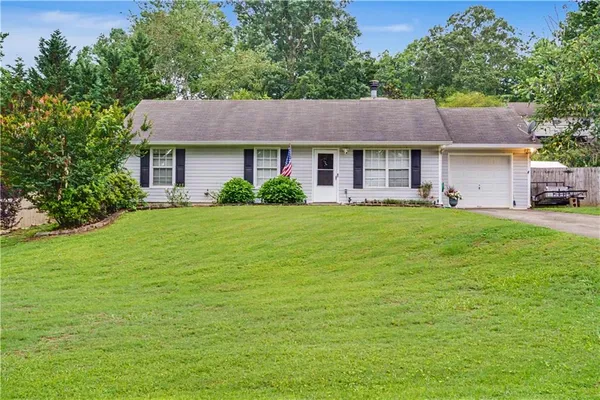 $350,000 | 5934 Lake Lanier Heights Road, Buford, GA 30518