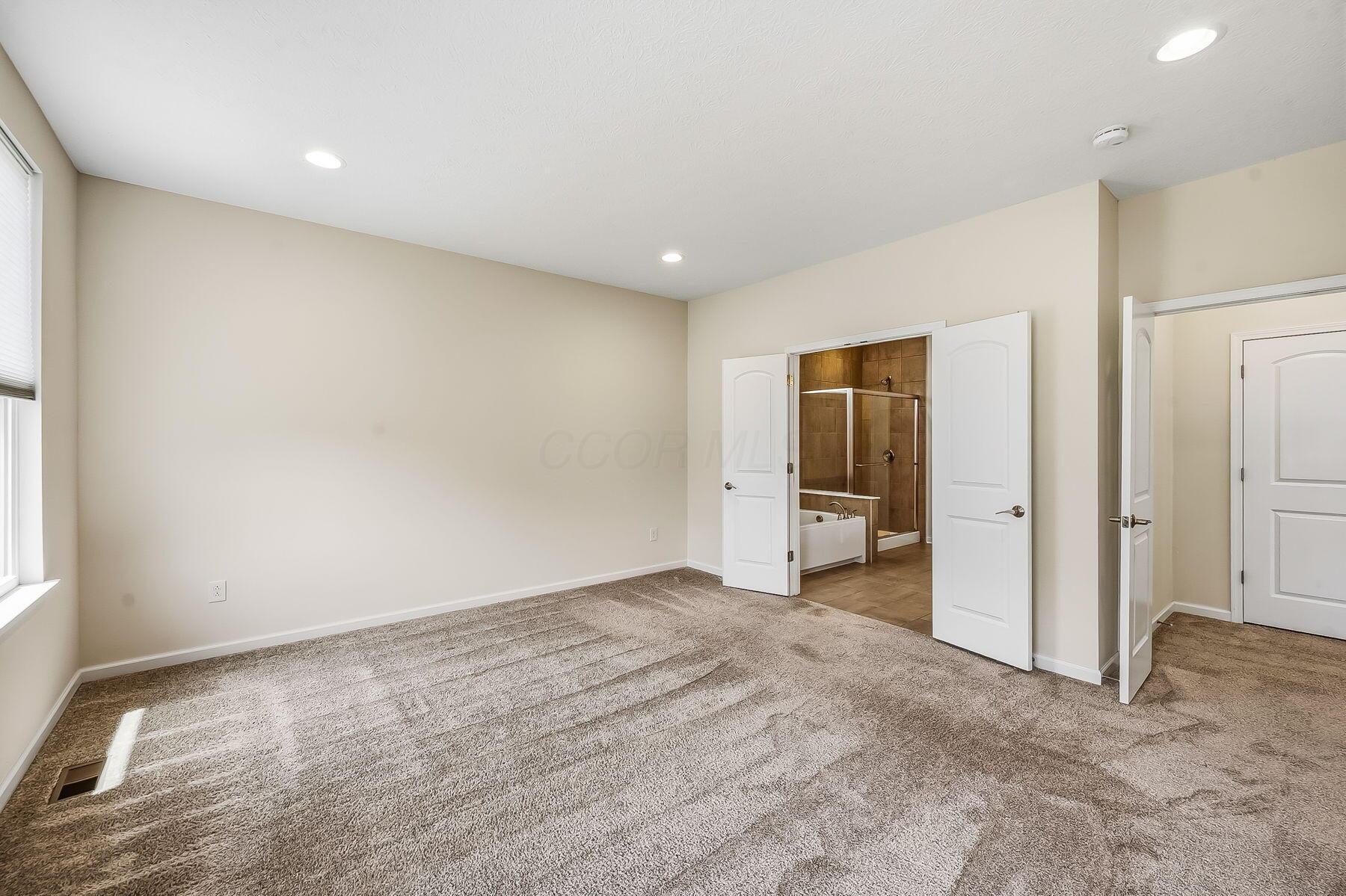 324 Solar Wind Road Delaware, OH 43015 - Photo 29 of 59 Primary Bedroom
