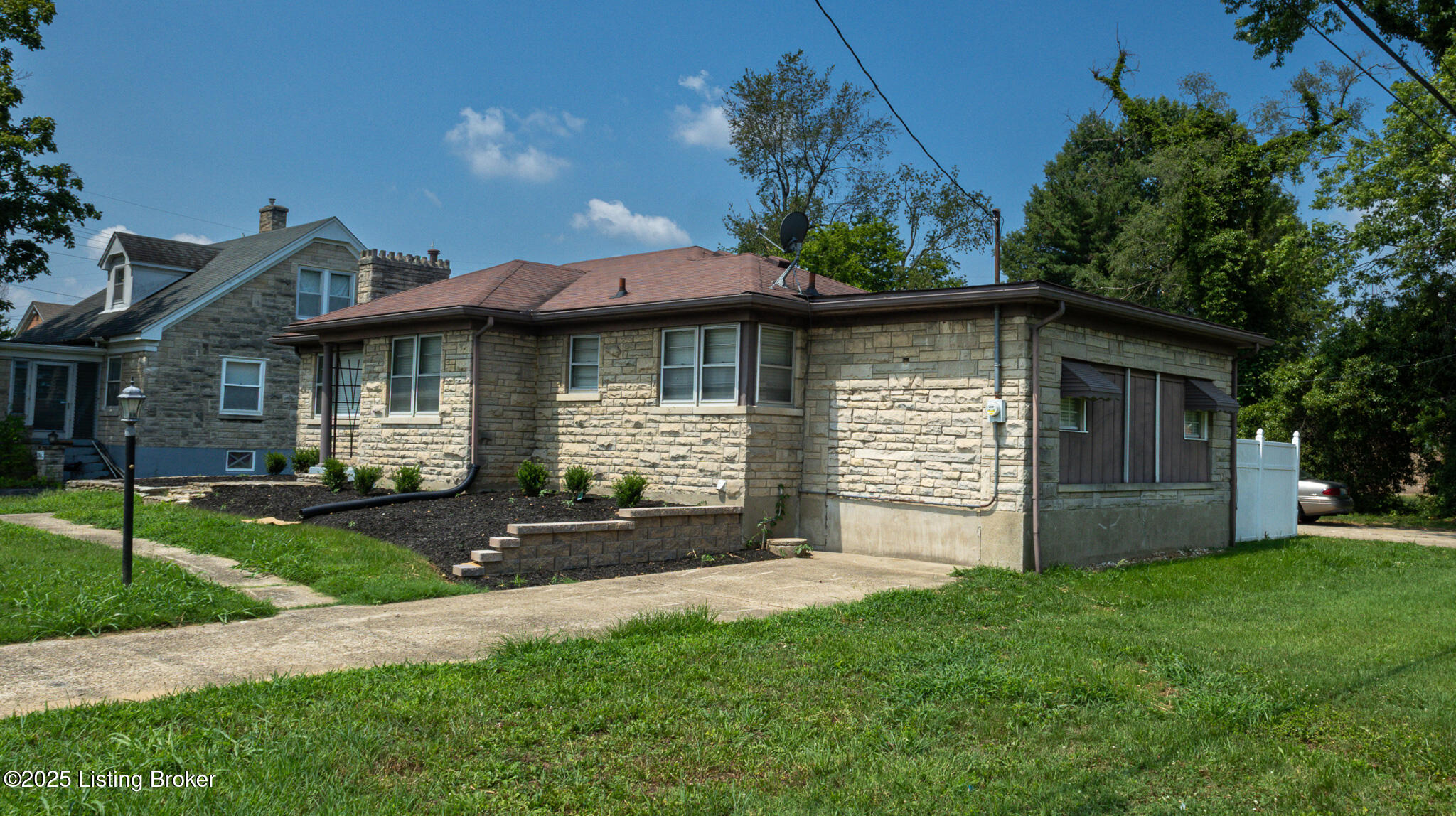 4722 Cane Run Road Louisville, KY 40216 - Photo 49 of 52 812A3070