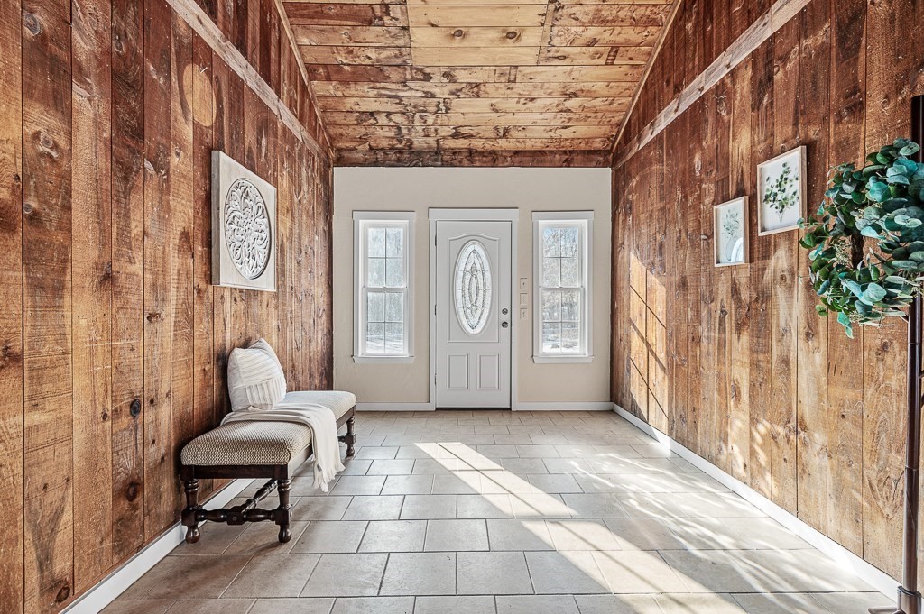 519 E Road Warren, MA 01083 - Photo 4 of 34 Gallery Image 4