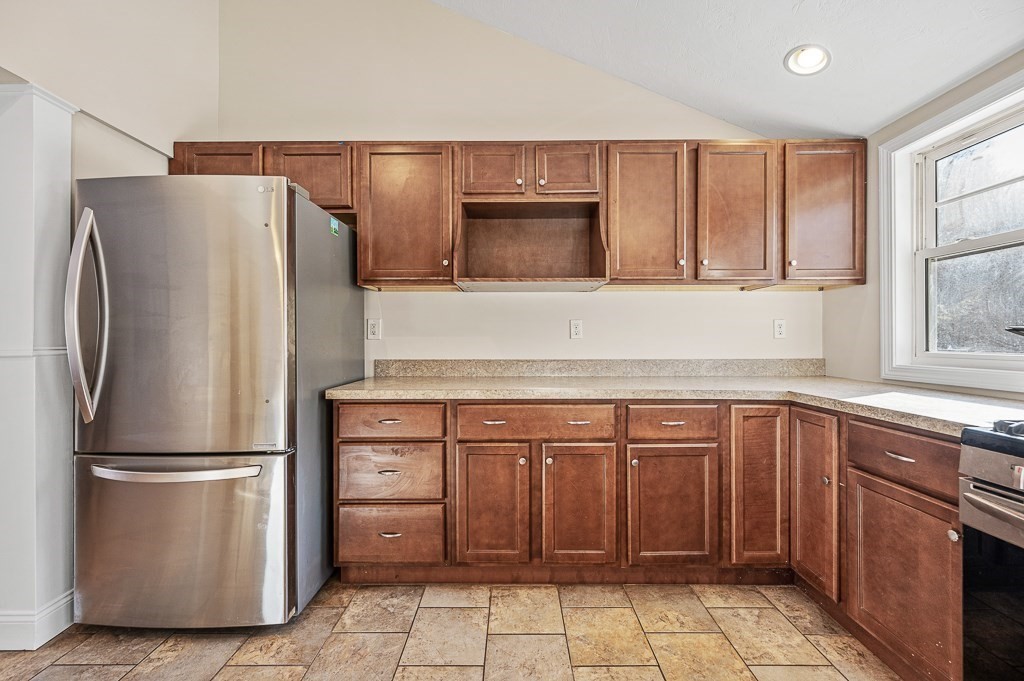 519 E Road Warren, MA 01083 - Photo 9 of 34 Gallery Image 9
