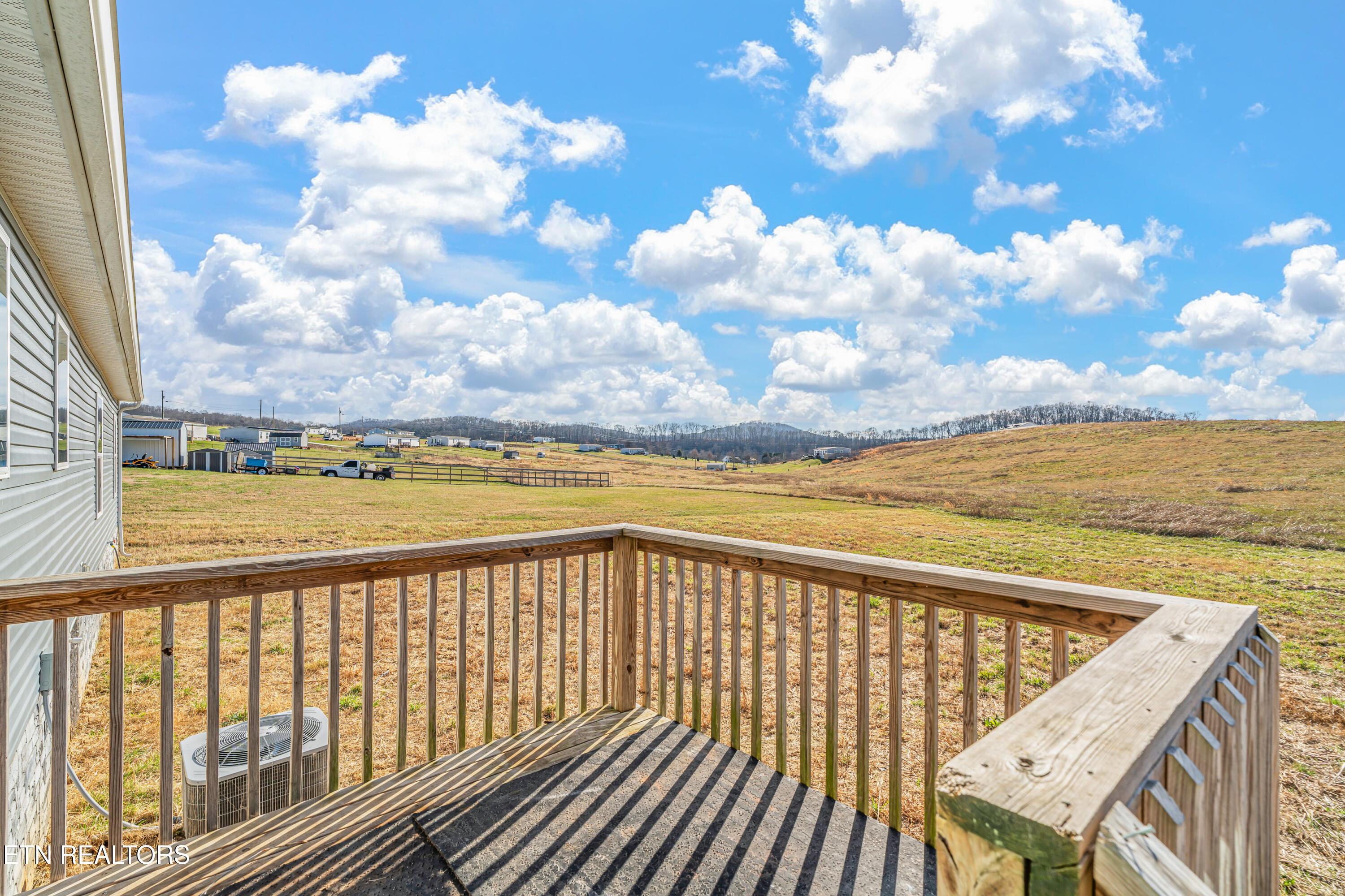 1486 Howell River Road Rutledge, TN 37861 - Photo 2 of 29 Positive Perceptions-8