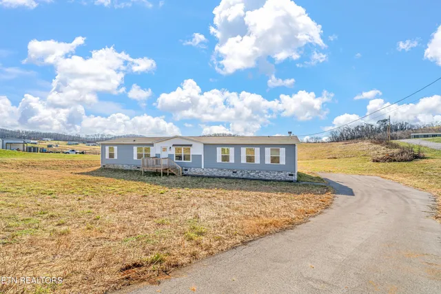 $269,900 | 1486 Howell River Road, Rutledge, TN 37861