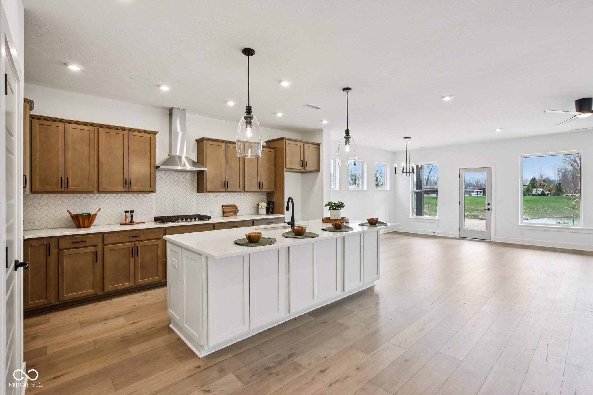 12045 Gray Ghost Way Fishers, IN 46040 - Photo 11 of 27
