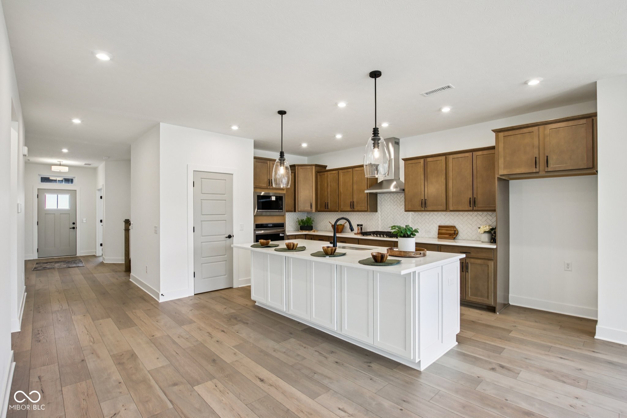 12045 Gray Ghost Way Fishers, IN 46040 - Photo 10 of 27