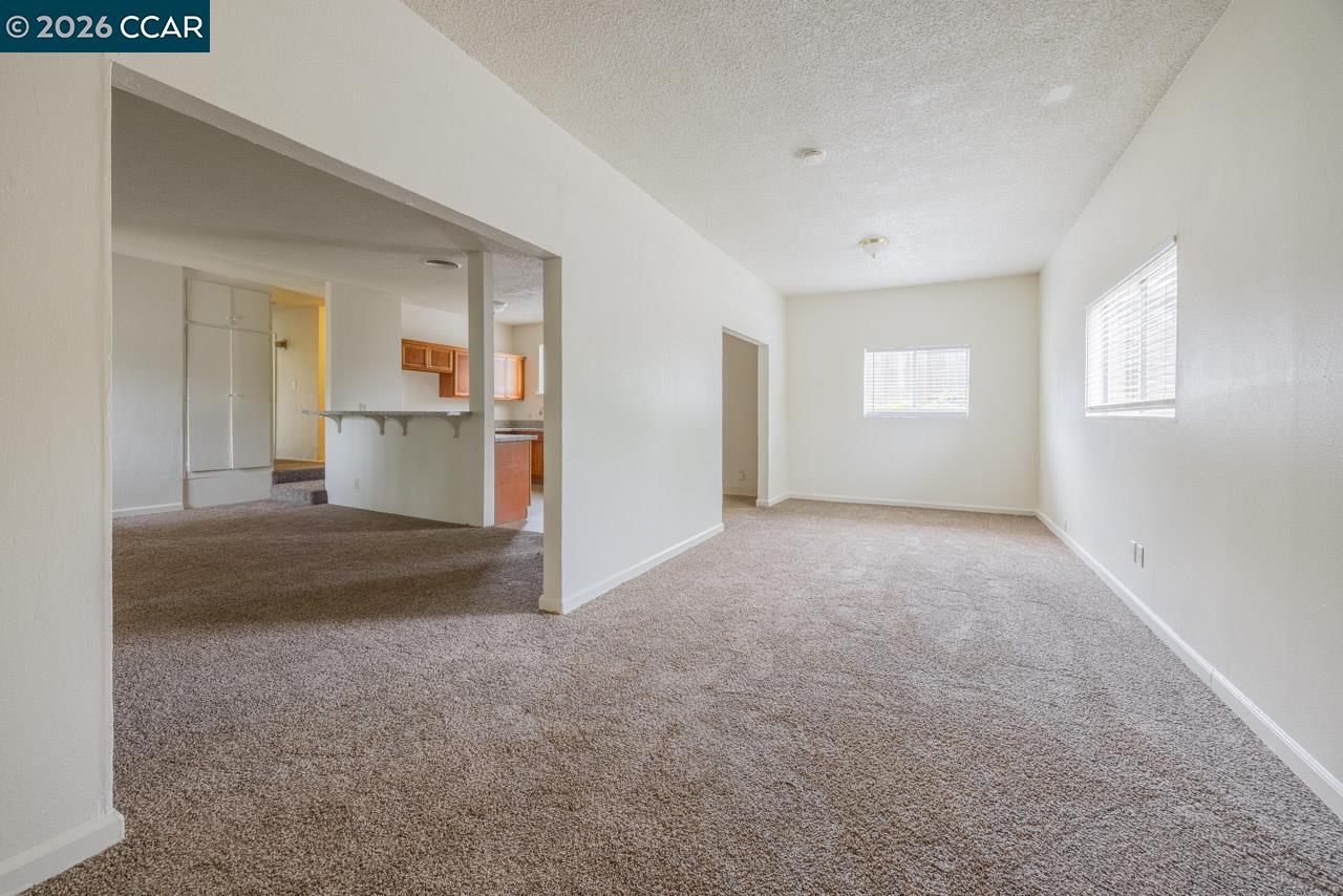 6118 Rutland Drive Carmichael, CA 95608 - Photo 4 of 19