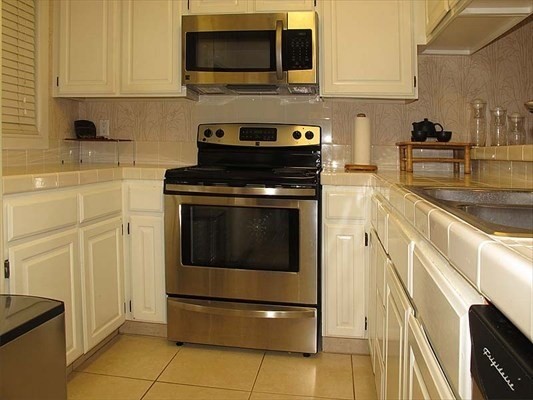 2370 Ho'ohu Road, Unit 411 Koloa, HI 96756 - Photo 3 of 14 Gallery Image 3