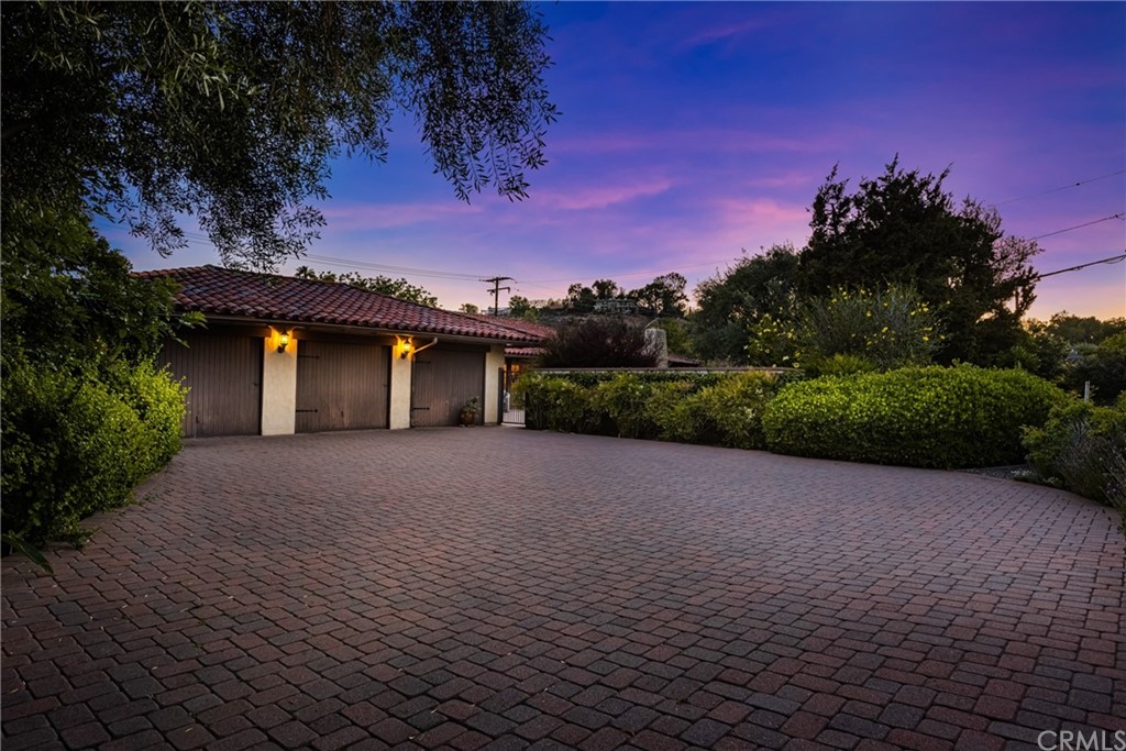 2012 Omega Drive North Tustin, CA 92705 - Photo 38 of 41 a view of a house with a yard