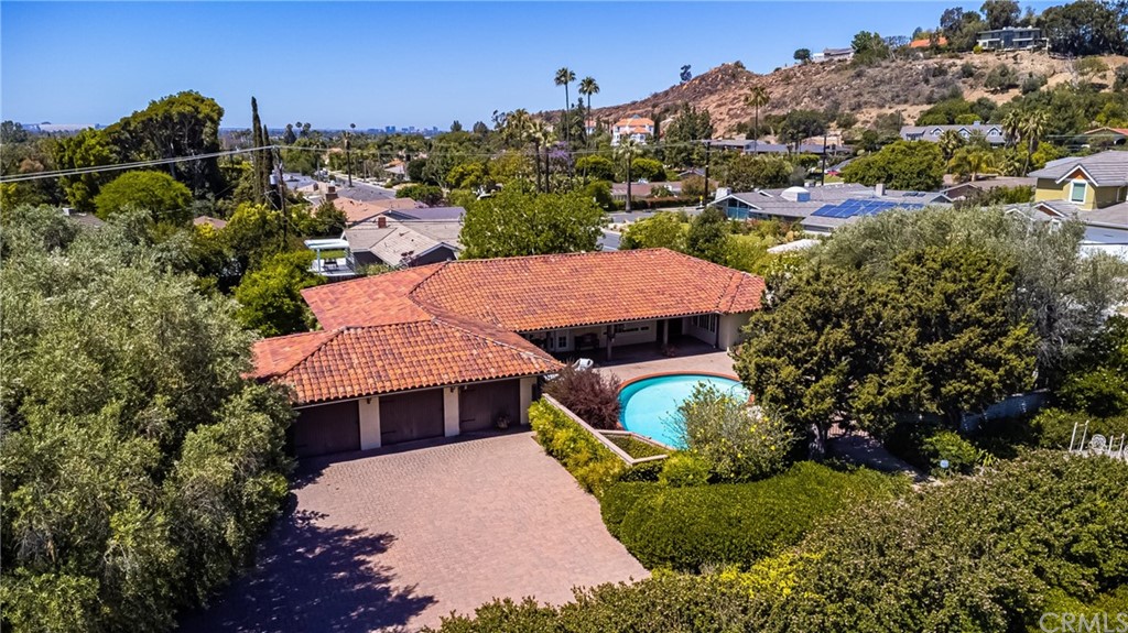 2012 Omega Drive North Tustin, CA 92705 - Photo 39 of 41 a view of a houses and a yard