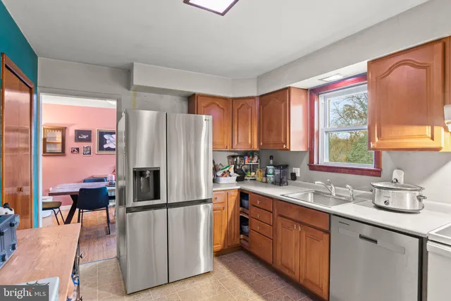 $295,000 | 401 Village Road, Harrisburg, PA 17112