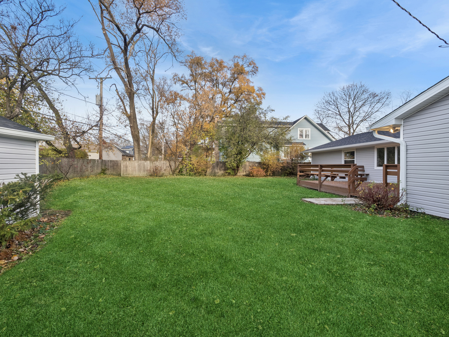 1030 Chestnut Street Deerfield, IL 60015 - Photo 10 of 11 a front view of house with yard