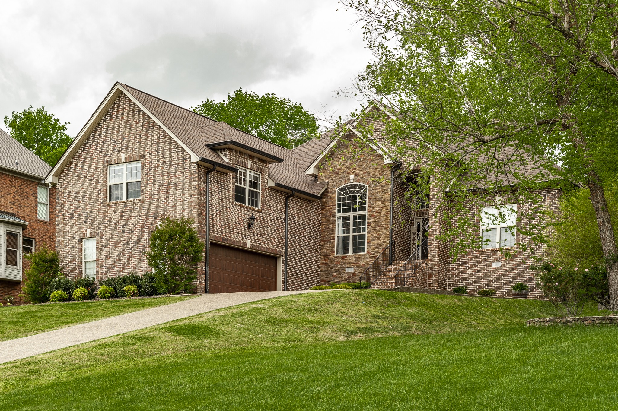 1145 Kimberly Drive Goodlettsville, TN 37072 - Photo 3 of 70 front view of a house with a yard
