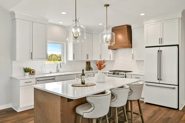 $1,050,000 | N66W34839 Baltic Pass, Oconomowoc, WI 53066