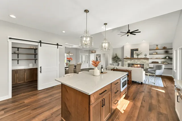 $1,100,000 | N66W34839 Baltic Pass, Oconomowoc, WI 53066