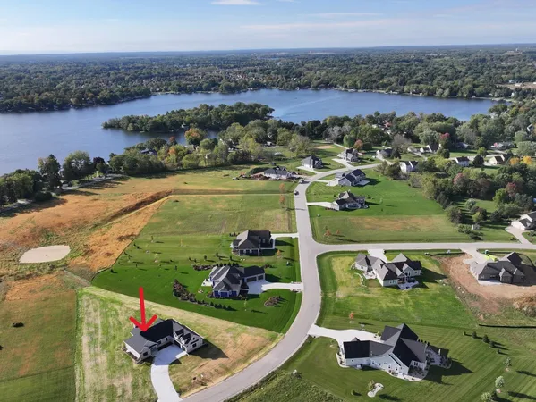 $1,050,000 | N66W34839 Baltic Pass, Oconomowoc, WI 53066