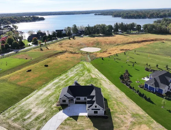 $1,050,000 | N66W34839 Baltic Pass, Oconomowoc, WI 53066