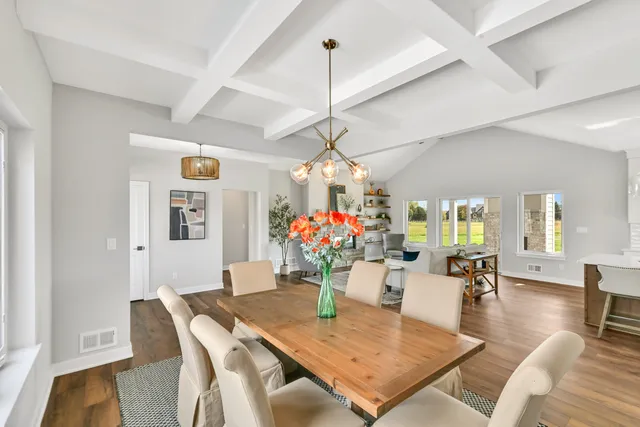 $1,095,000 | N66W34839 Baltic Pass, Oconomowoc, WI 53066