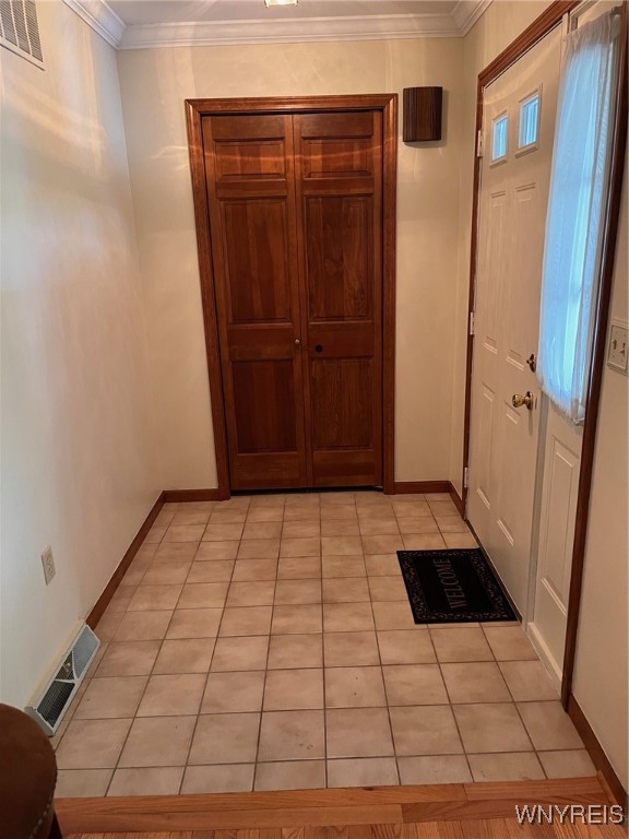 5861 Goodrich Road, Unit 6D Clarence, NY 14032 - Photo 3 of 35