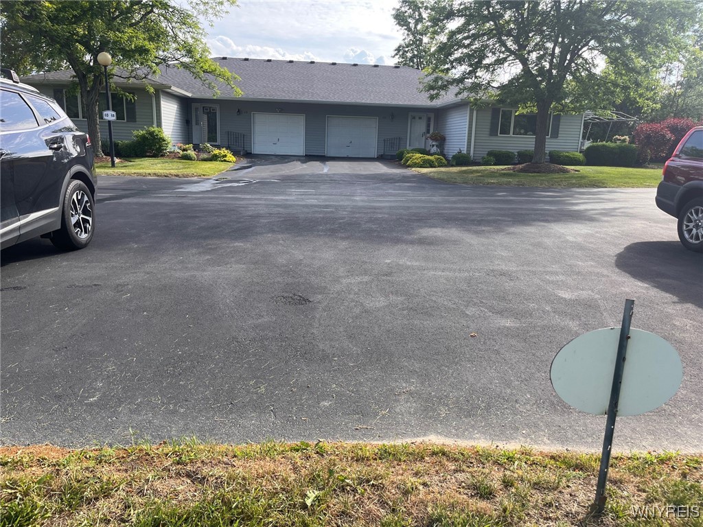 5861 Goodrich Road, Unit 6D Clarence, NY 14032 - Photo 34 of 35